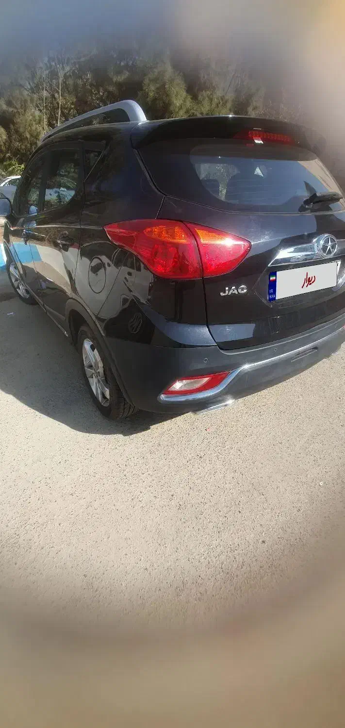 جک S3 اتوماتیک - 1402