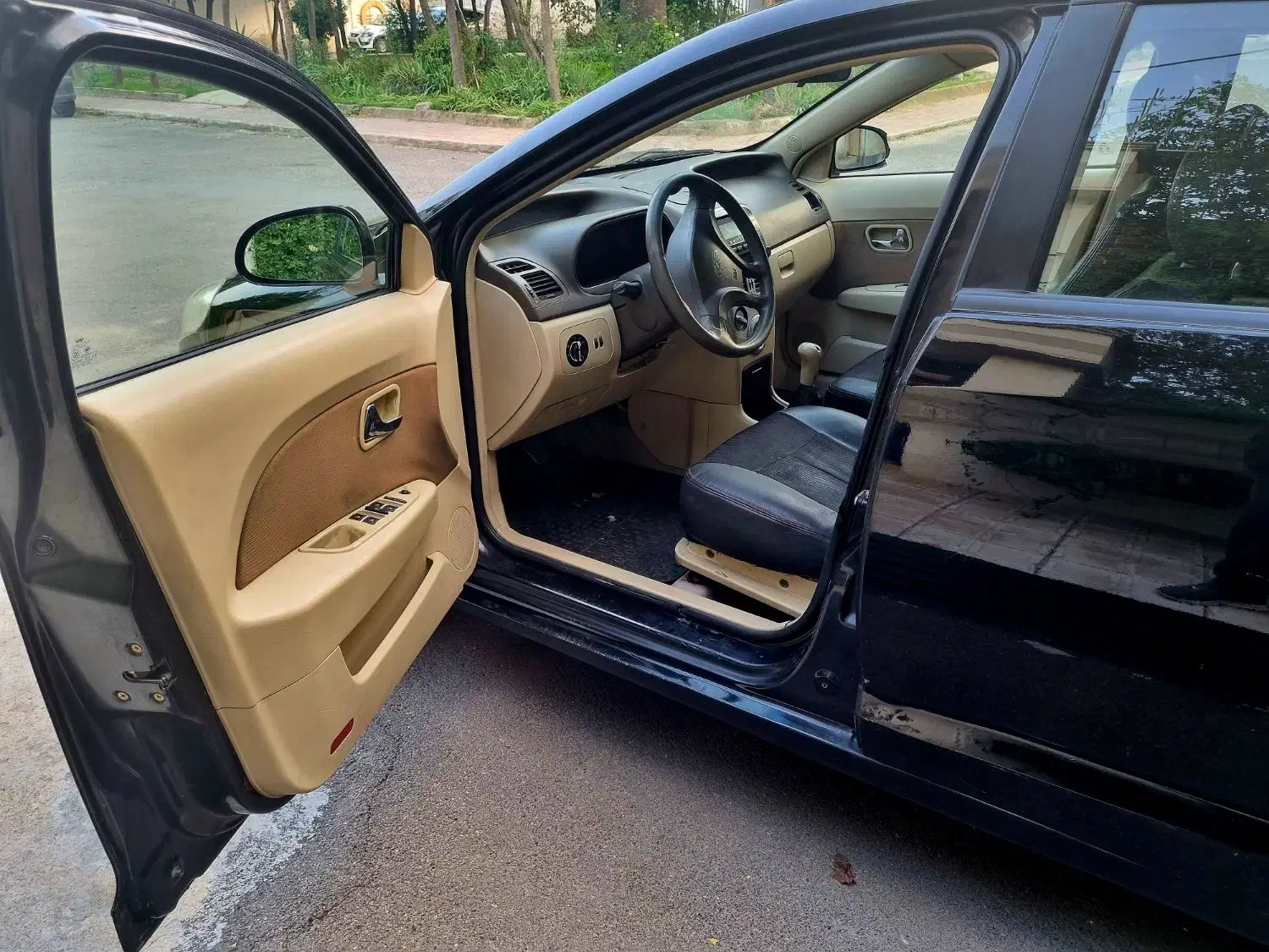 ام وی ام 315 هاچ بک ساده دنده ای - 1391