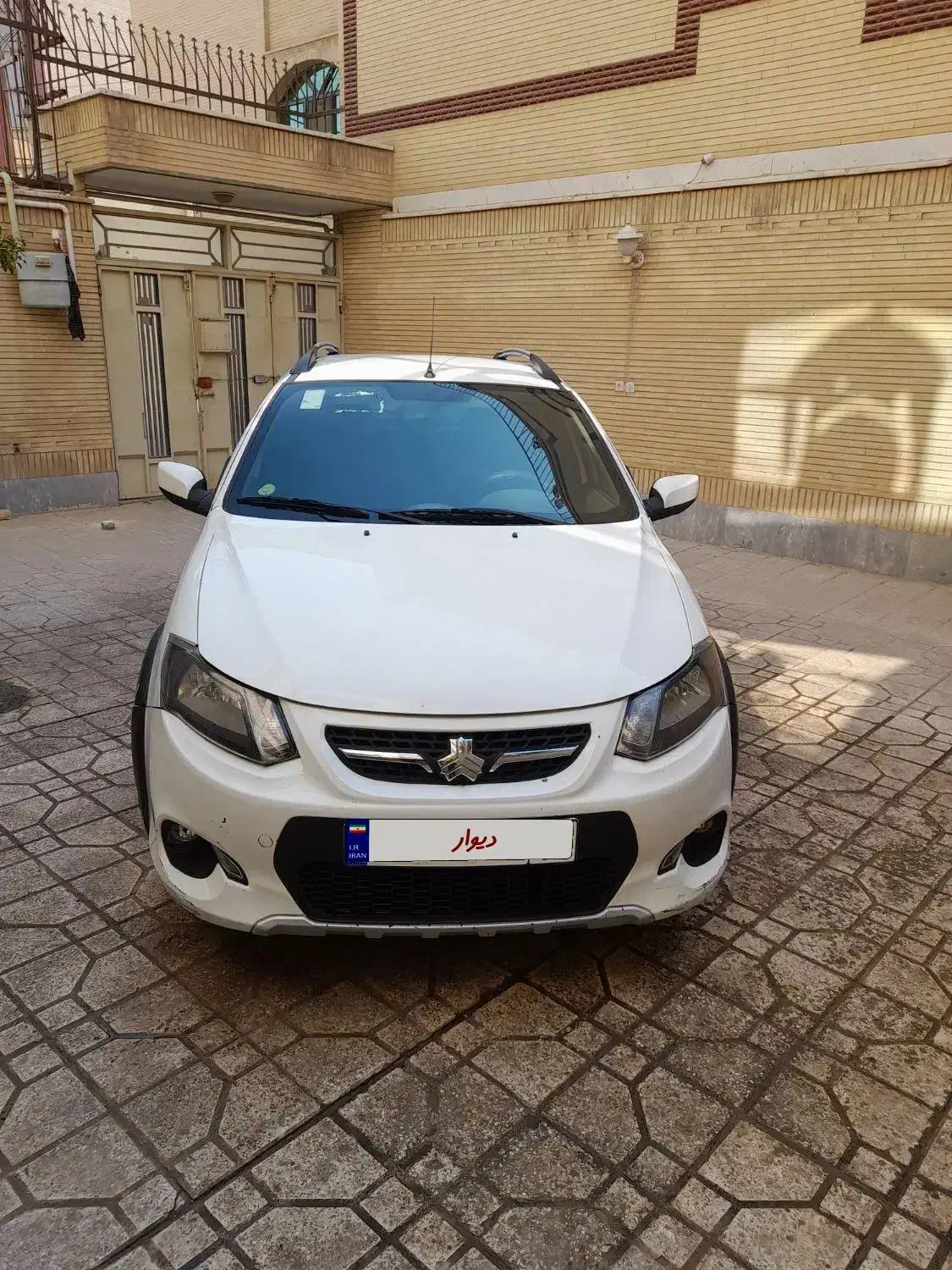 خودرو کوییک، معمولی آگهی ann_20965350