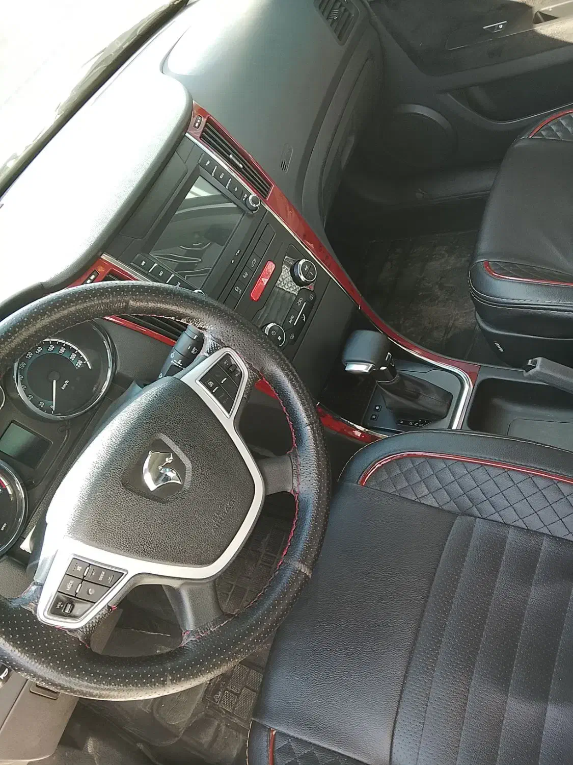 دنا پلاس توربو اتوماتیک - 1402