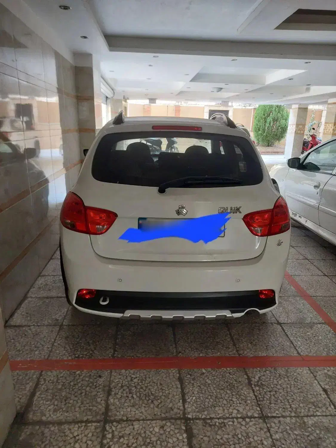 خودرو کوییک، معمولی آگهی ann_20965364