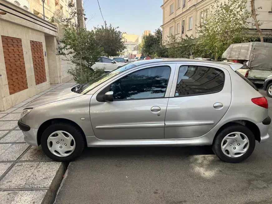 پژو 206 تیپ 3 - 1383