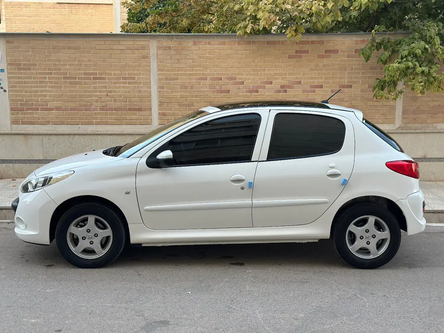 پژو 207 پانوراما دنده‌ای - 1402