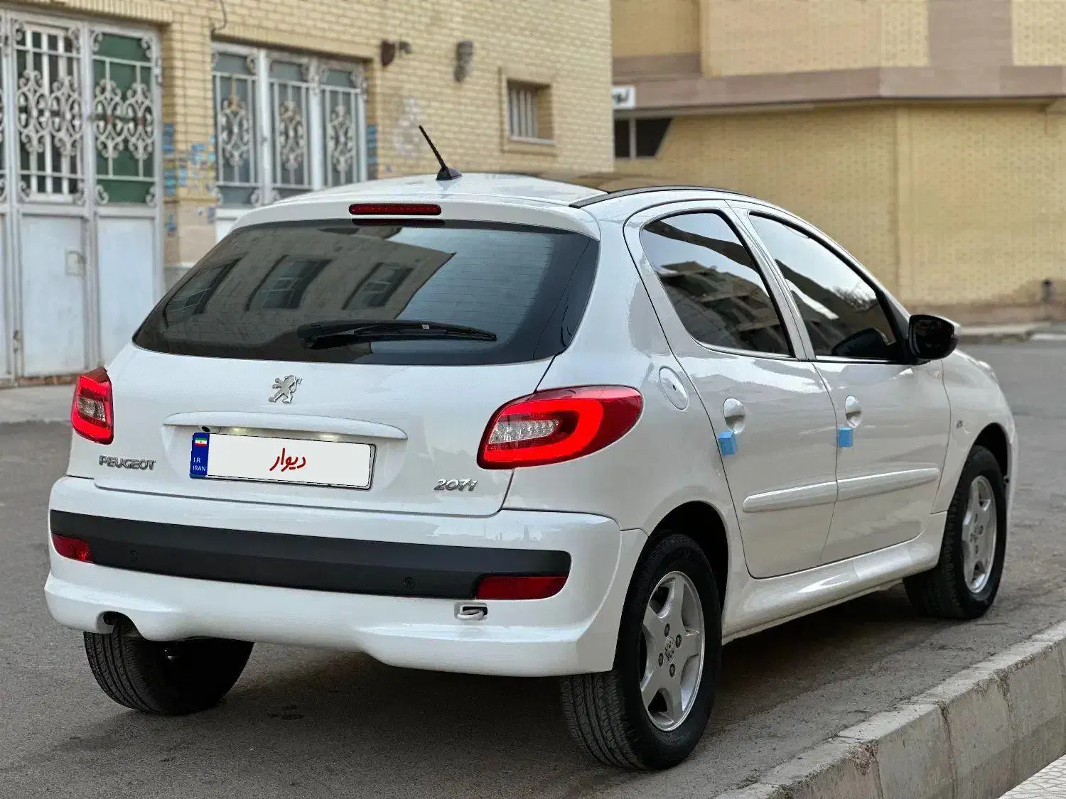 پژو 207 پانوراما دنده‌ای - 1402