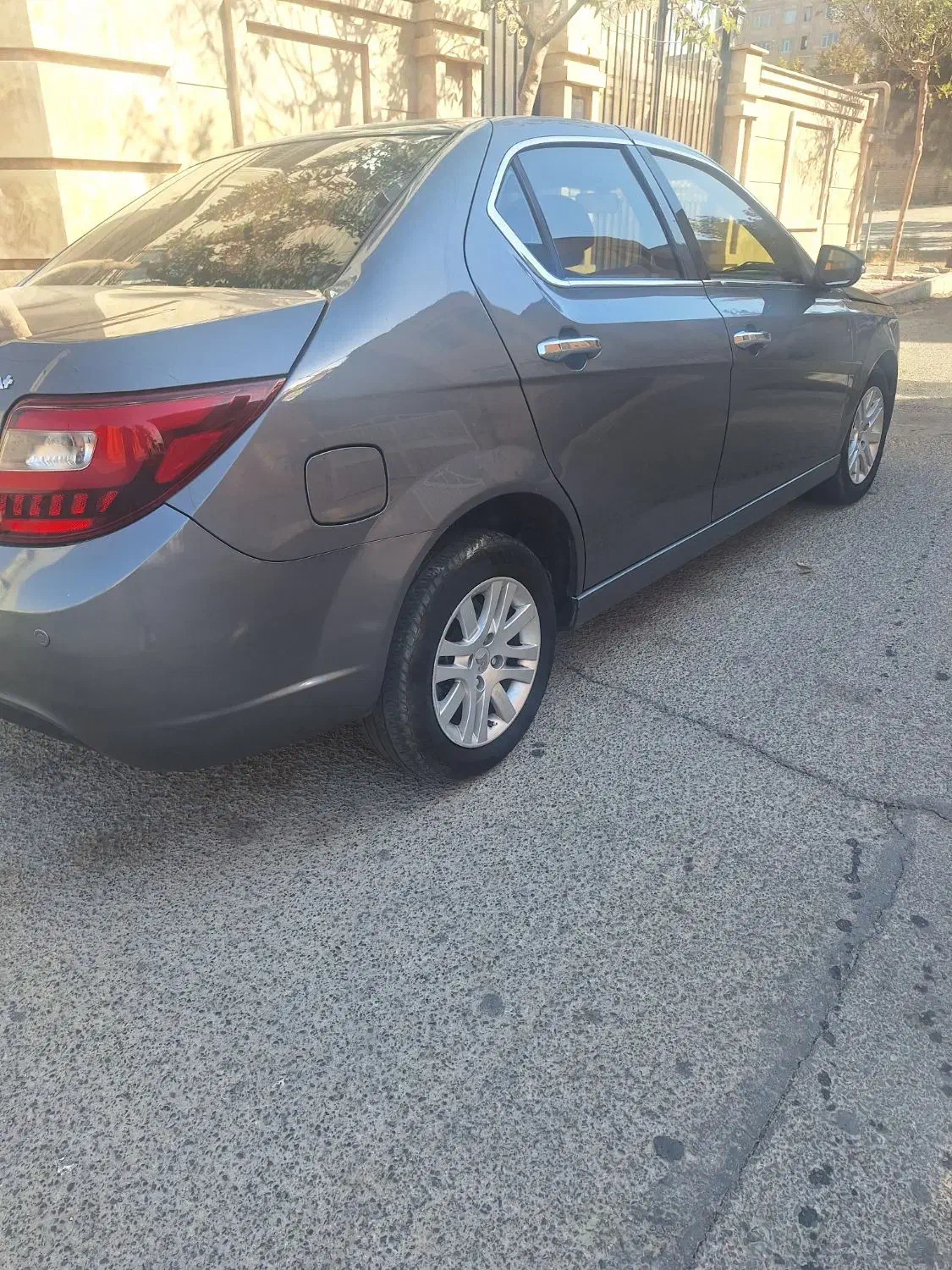 دنا پلاس تیپ ۲ سانروف ۴ ایربگ - 1398