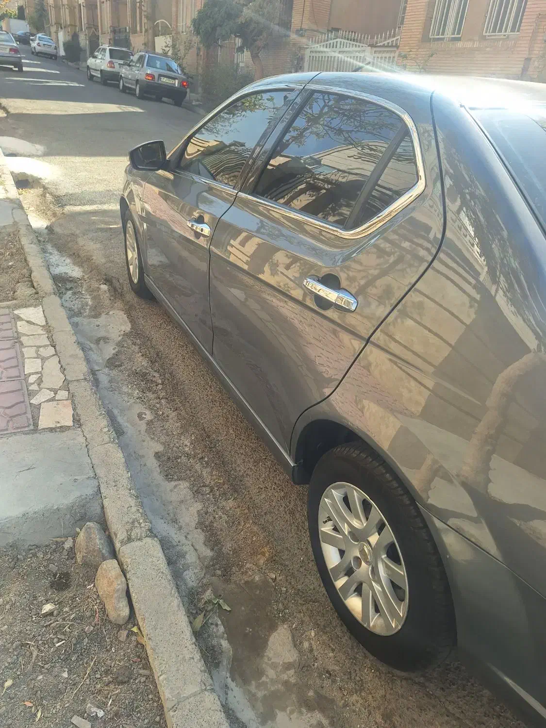 دنا پلاس تیپ ۲ سانروف ۴ ایربگ - 1398