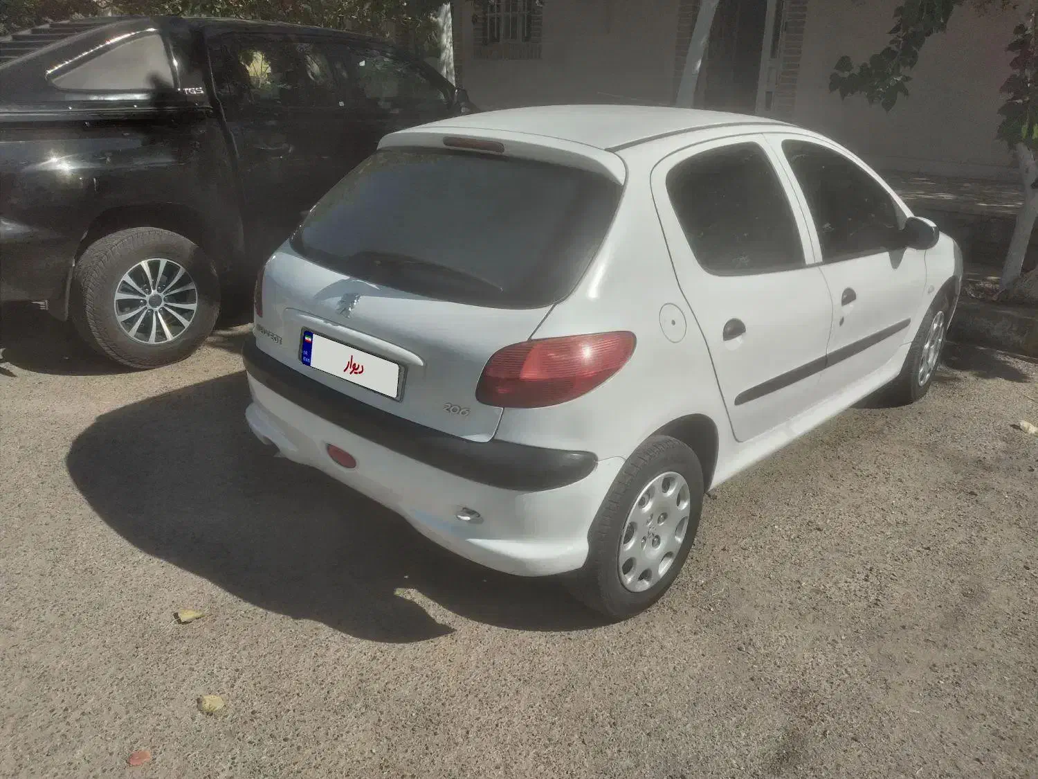 پژو 206 تیپ 5 - 1393