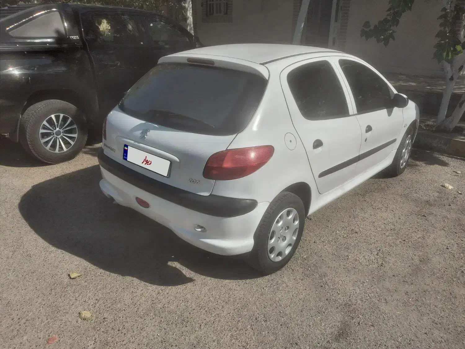 پژو 206 تیپ 5 - 1393