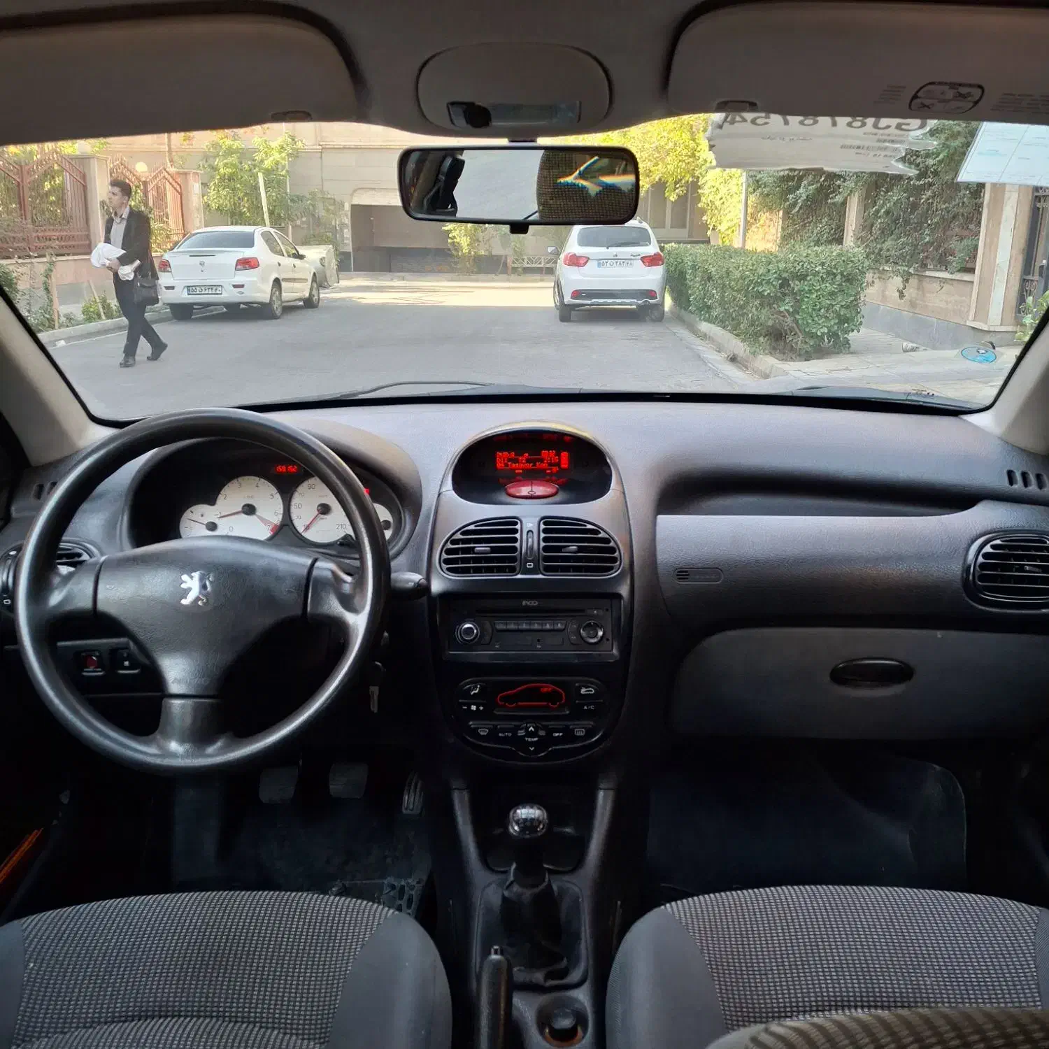 پژو 206 تیپ 5 - 1395