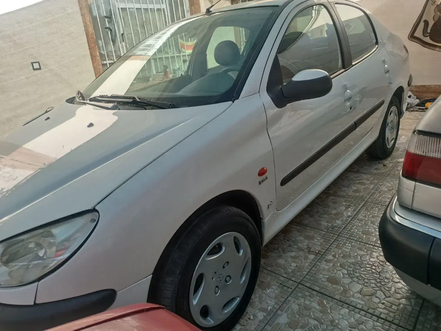 پژو ۲۰۶ صندوق دار v20 - 1388