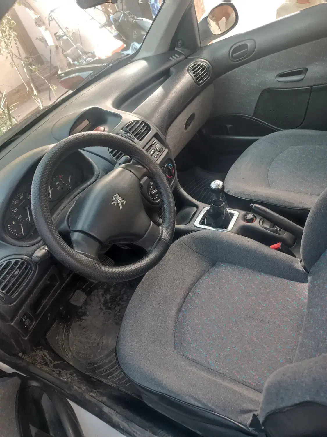 پژو ۲۰۶ صندوق دار v20 - 1388