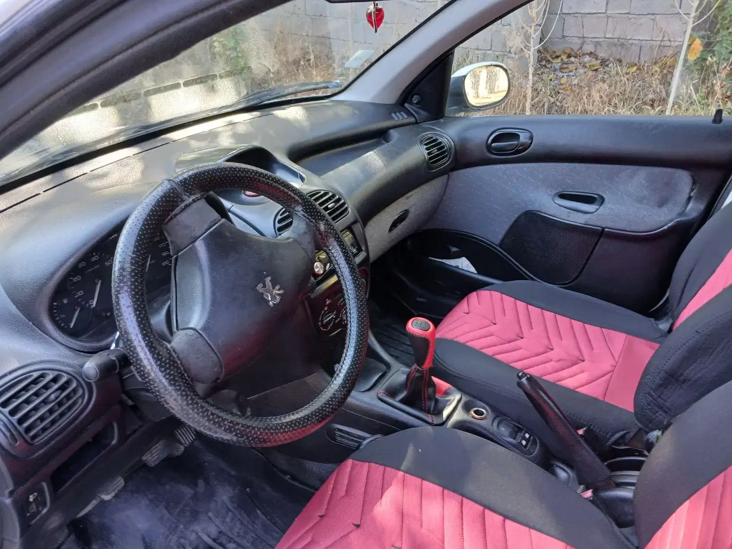 پژو ۲۰۶ صندوق دار v20 - 1386