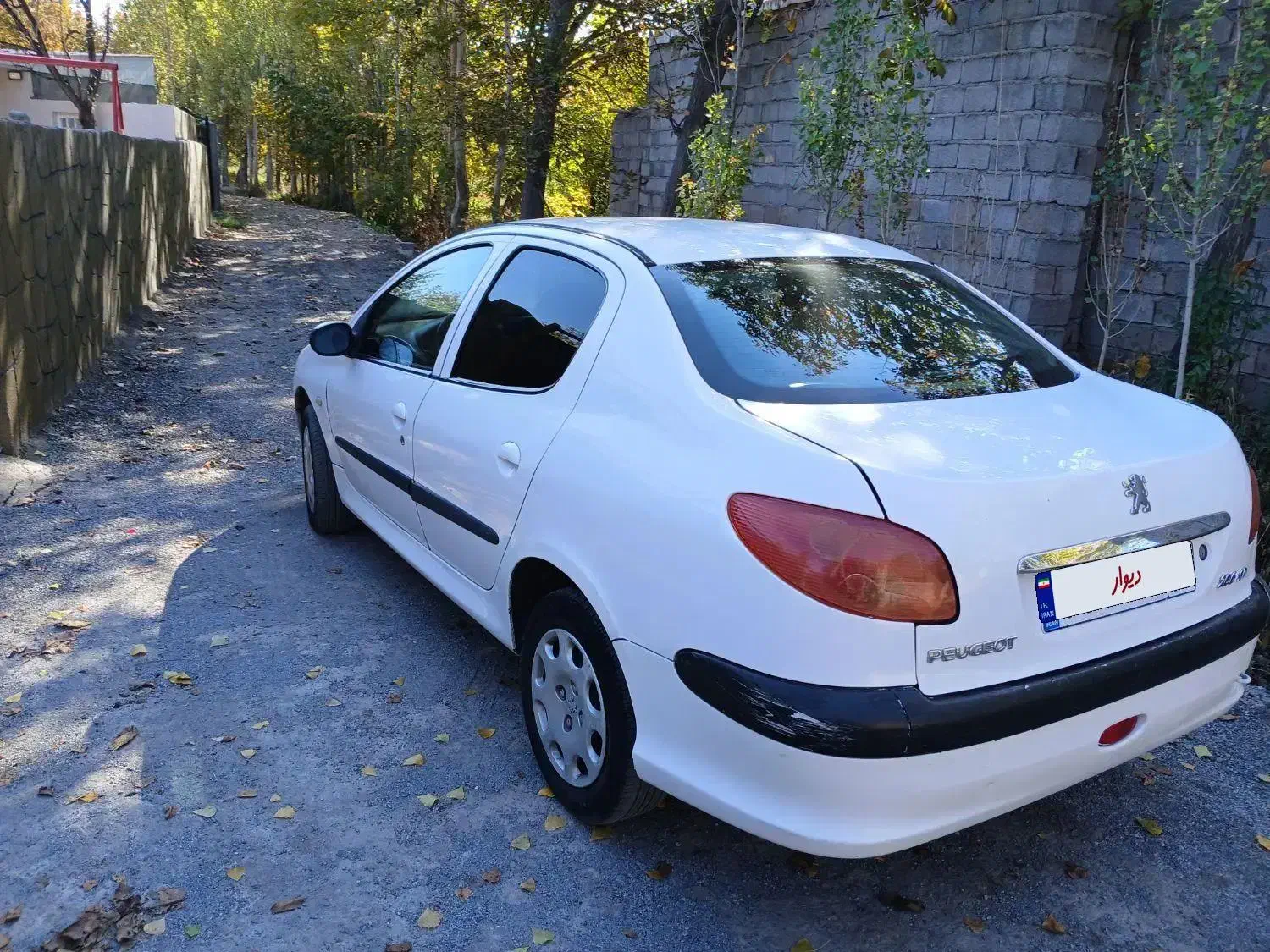 پژو ۲۰۶ صندوق دار v20 - 1386