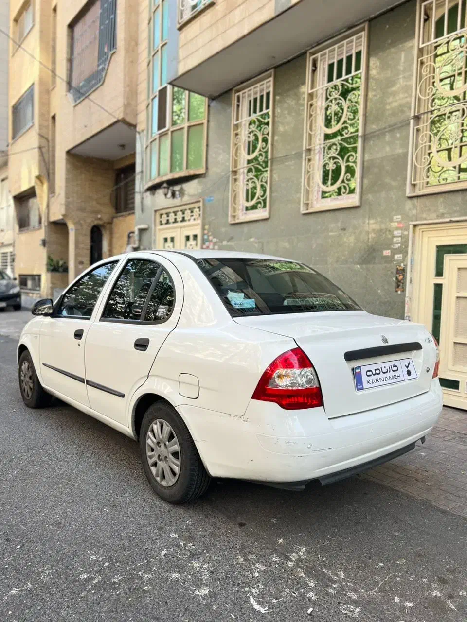 تیبا صندوق دار SX - 1400