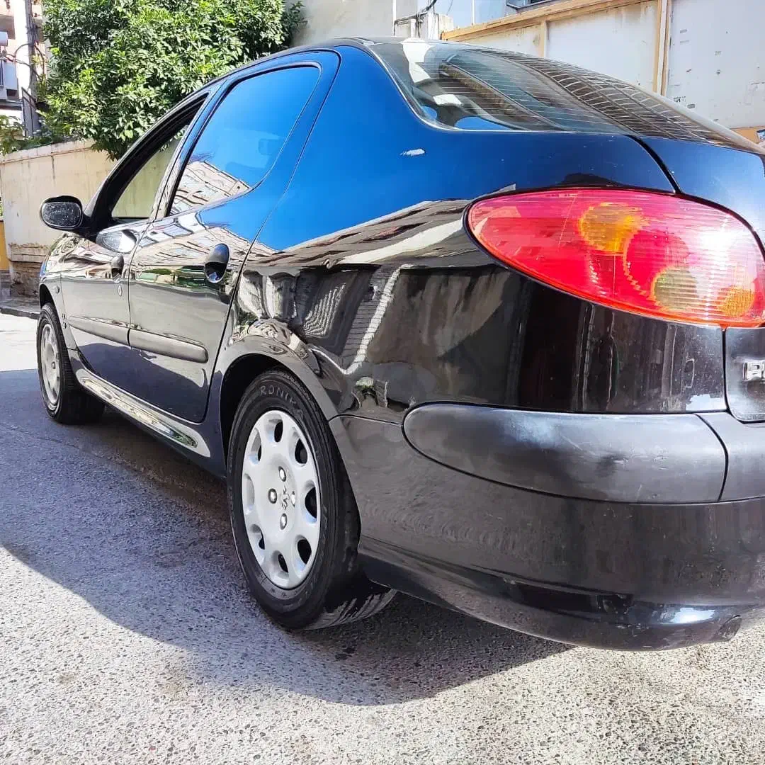 پژو ۲۰۶ صندوق دار v8 - 1393