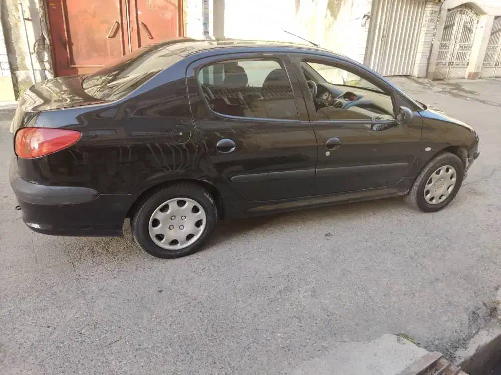 پژو ۲۰۶ صندوق دار v8 - 1393