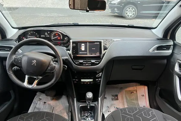 پژو 2008 اتوماتیک - 1398