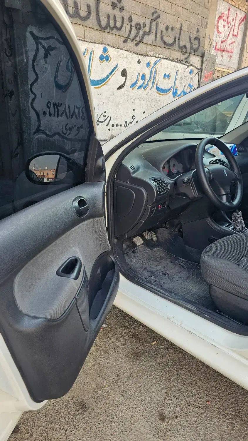 پژو 206 تیپ 5 - 1396