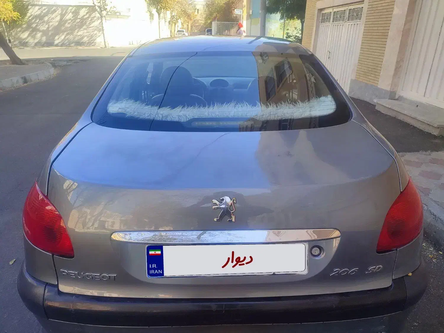 پژو ۲۰۶ صندوق دار v1 - 1389