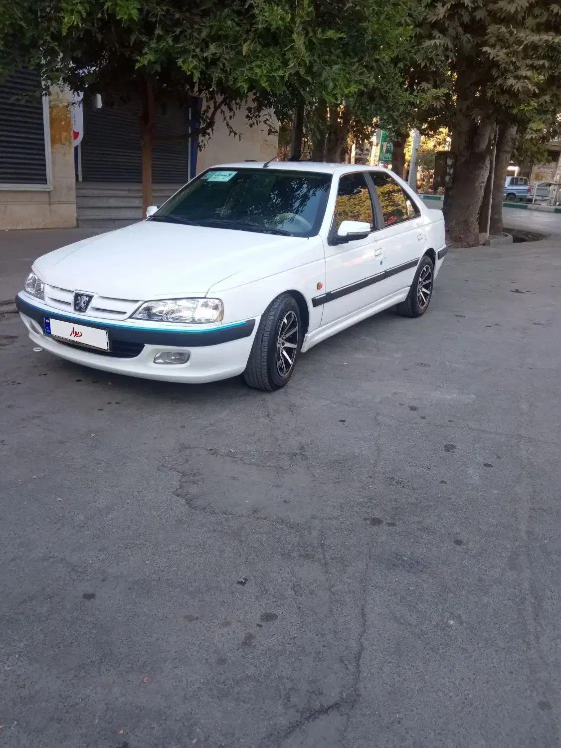 پژو پارس سال - 1390