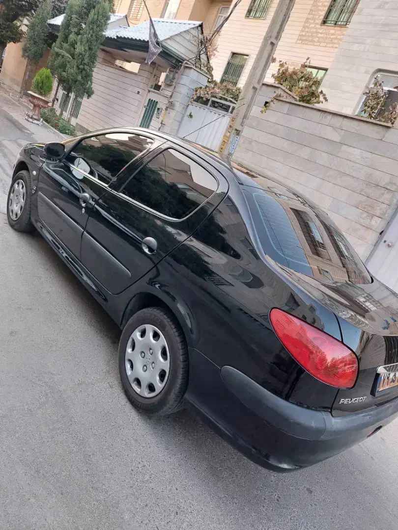 پژو ۲۰۶ صندوق دار v8 - 1394