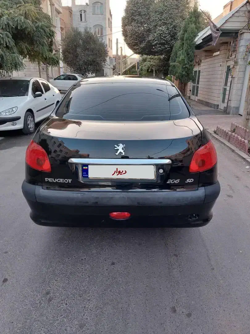 پژو ۲۰۶ صندوق دار v8 - 1394
