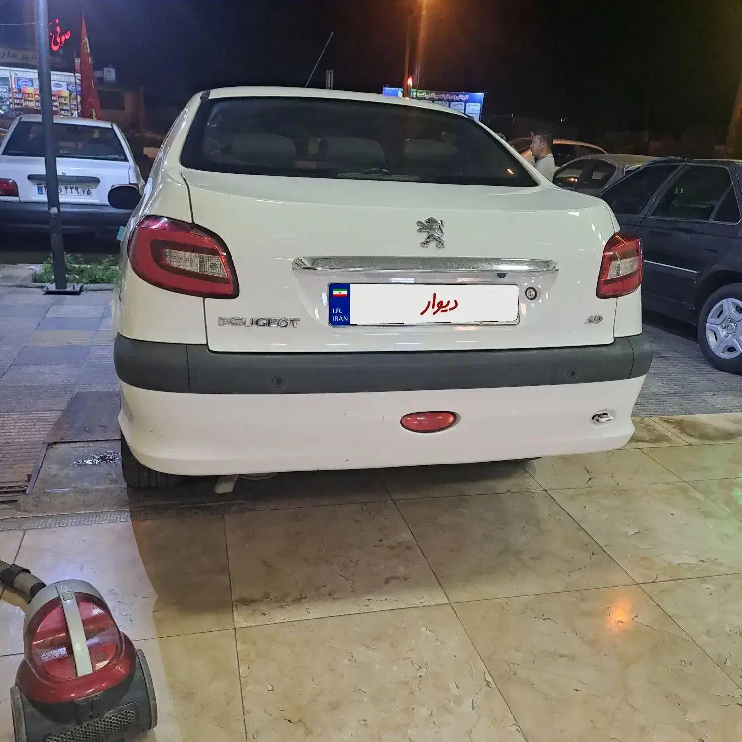 پژو ۲۰۶ صندوق دار v8 - 1395