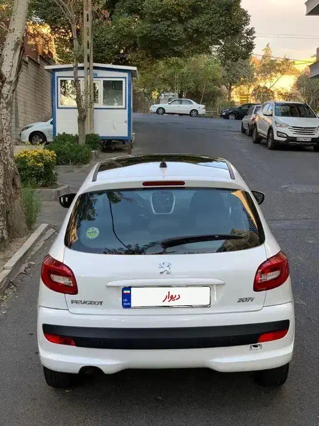 پژو 207 پانوراما دنده‌ای - 1400