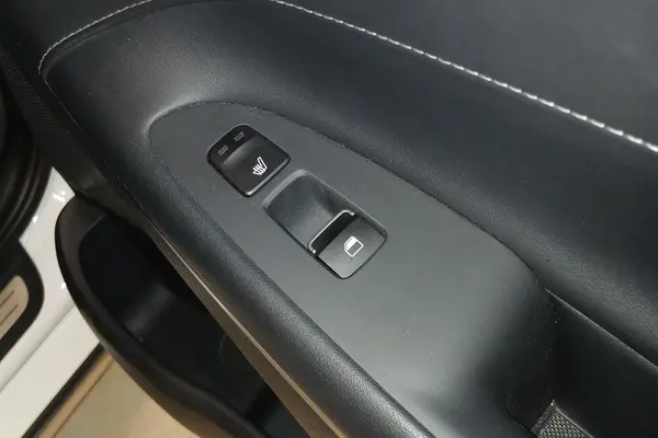 هیوندای آزرا (گرنجور) 2400cc - 2018