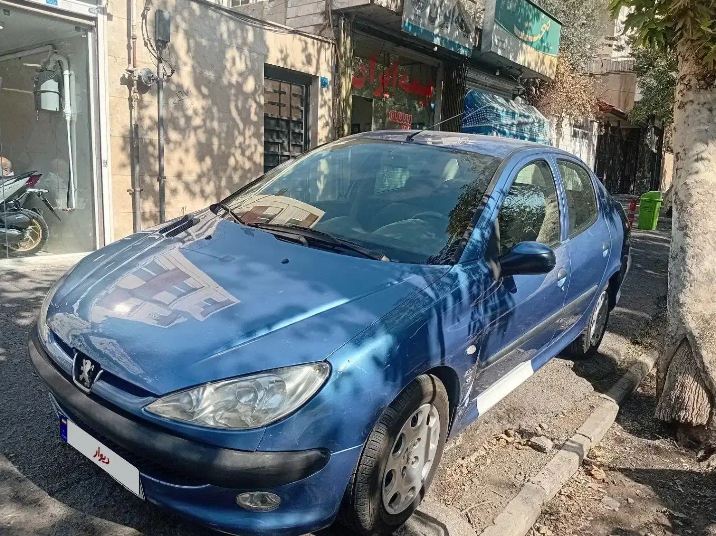 پژو ۲۰۶ صندوق دار v8 - 1393