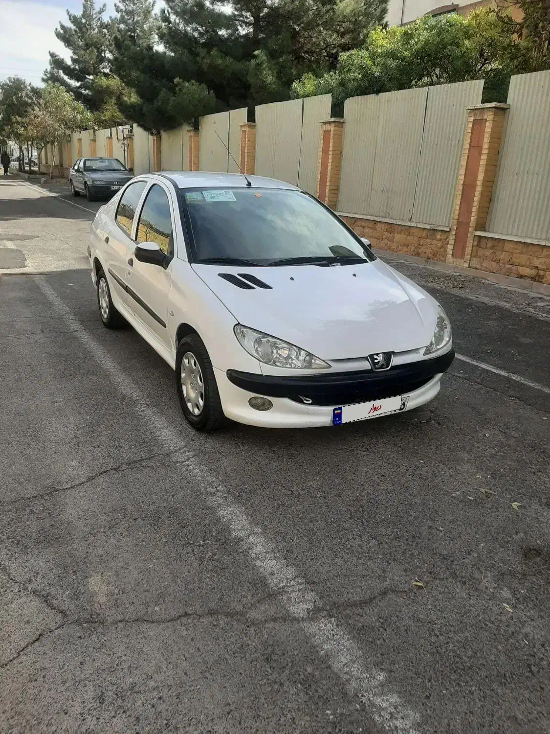 پژو ۲۰۶ صندوق دار v2 - 1391