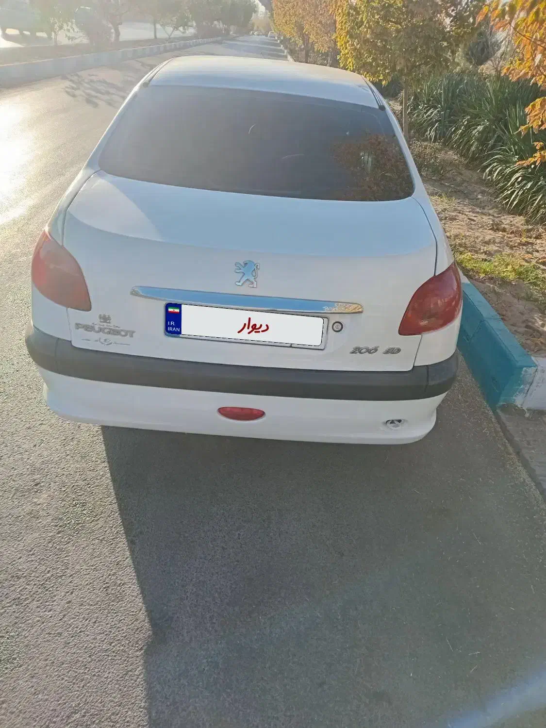 پژو ۲۰۶ صندوق دار v1 - 1390