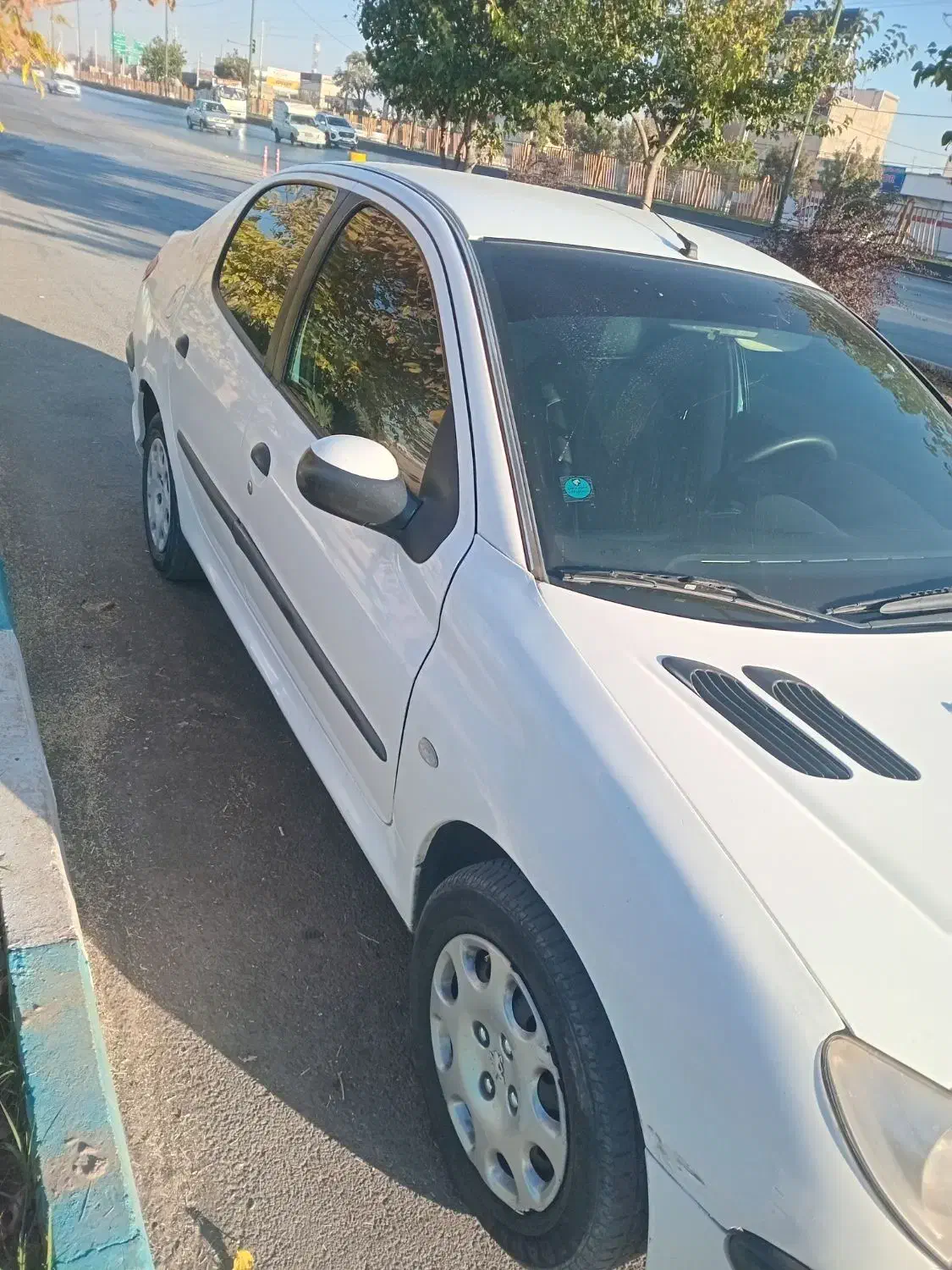 پژو ۲۰۶ صندوق دار v1 - 1390