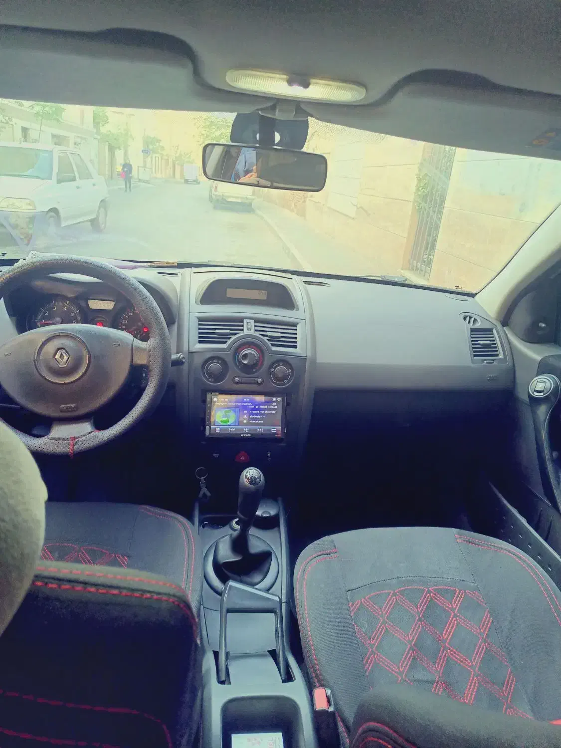 رنو مگان پارس خودرو 1600 E2 - 1388