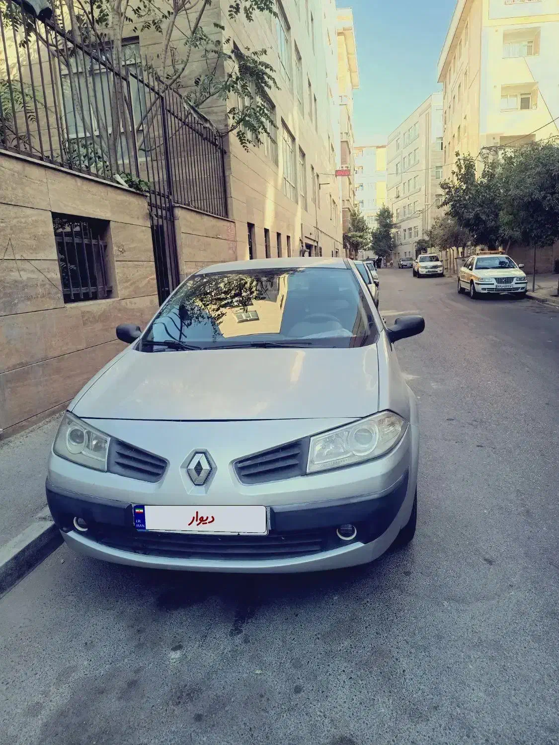 رنو مگان پارس خودرو 1600 E2 - 1388