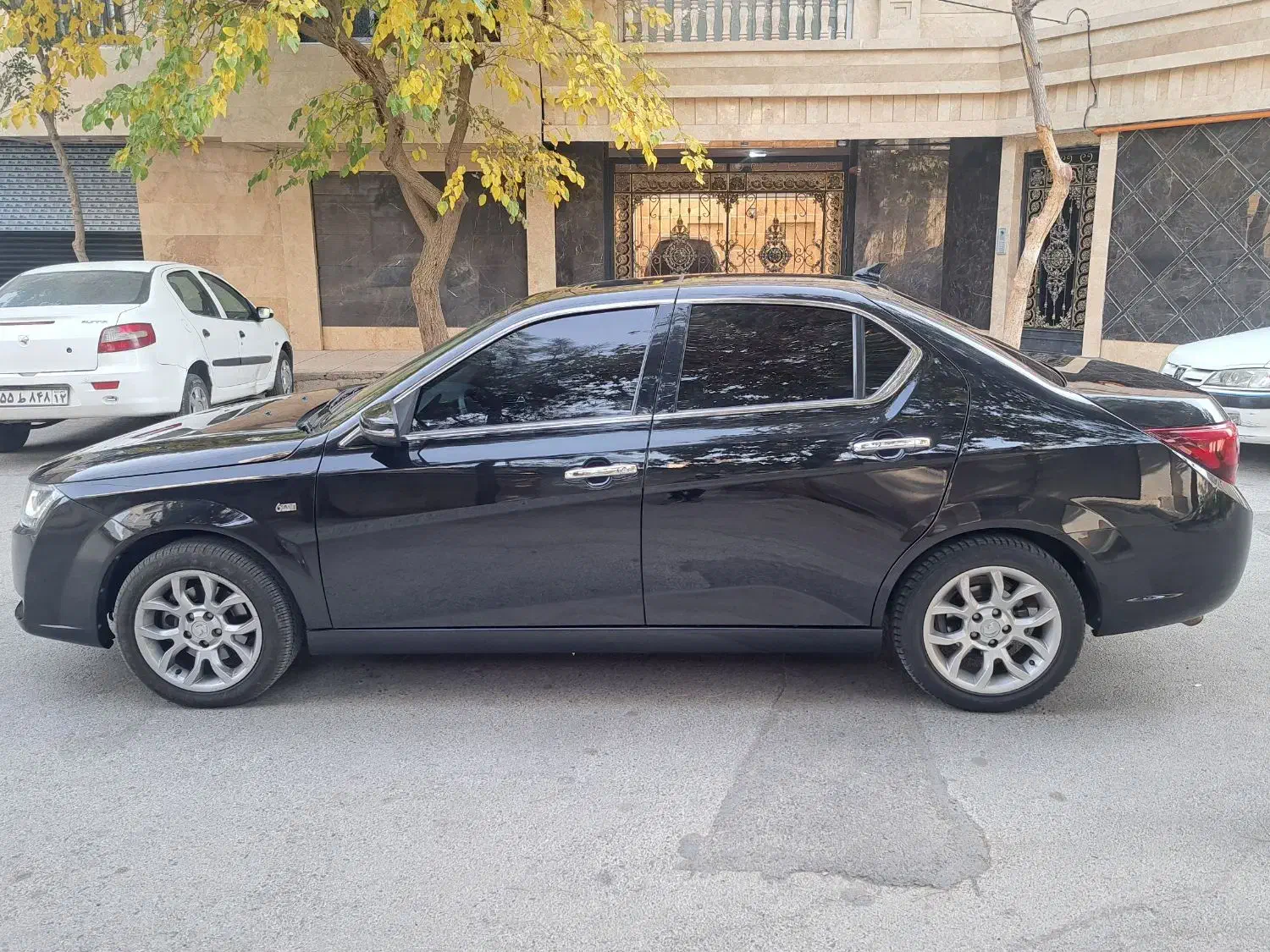 دنا پلاس توربو اتوماتیک - 1402