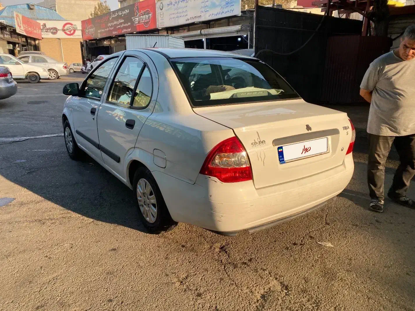 تیبا صندوق دار SX - 1391