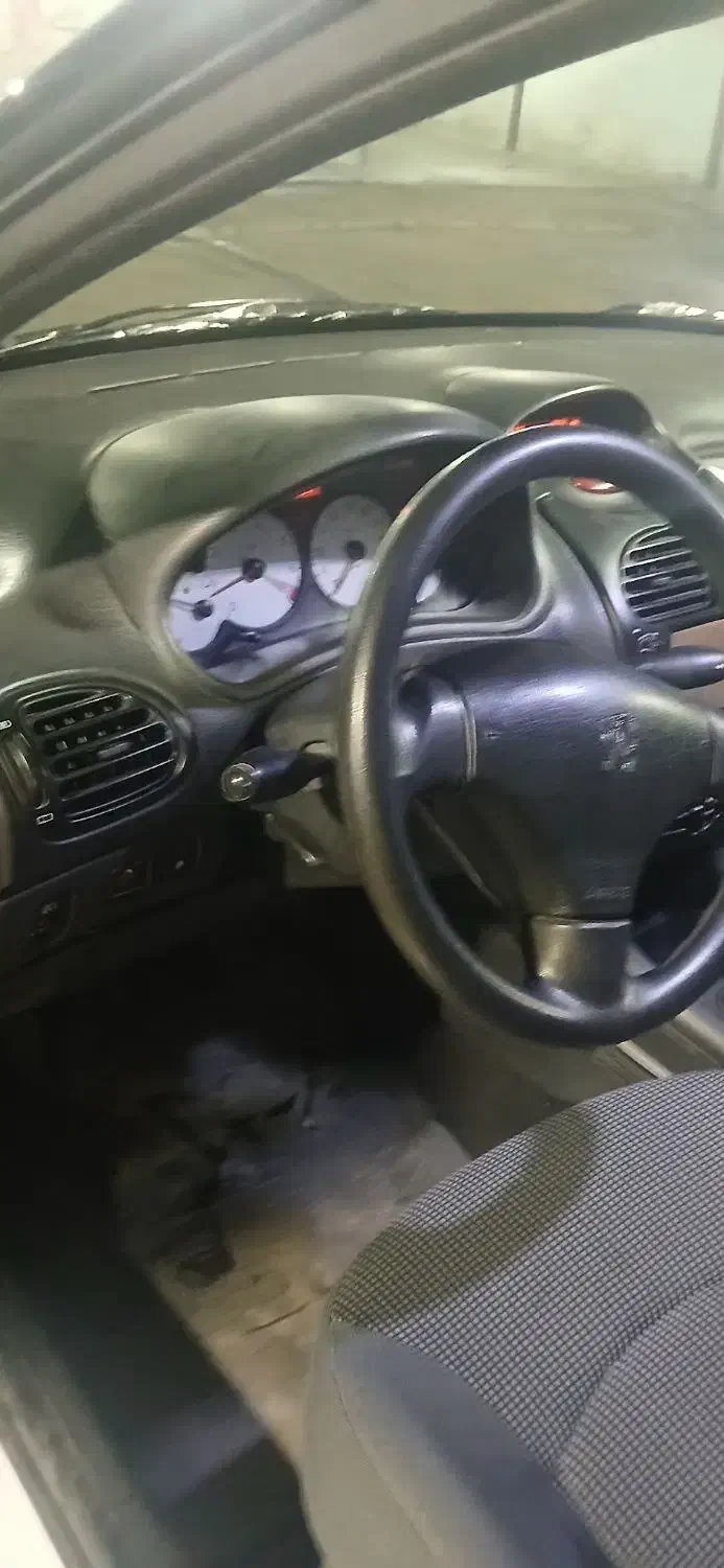 پژو ۲۰۶ صندوق دار v2 - 1398