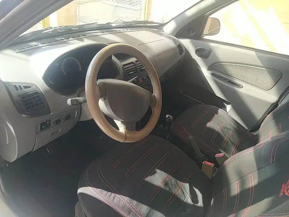 تیبا صندوق دار SX - 1396