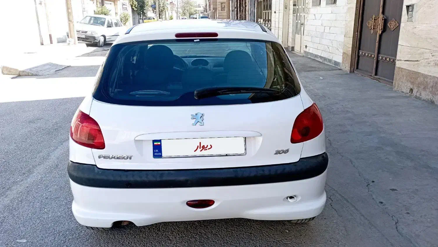 پژو 206 تیپ 3 - 1396