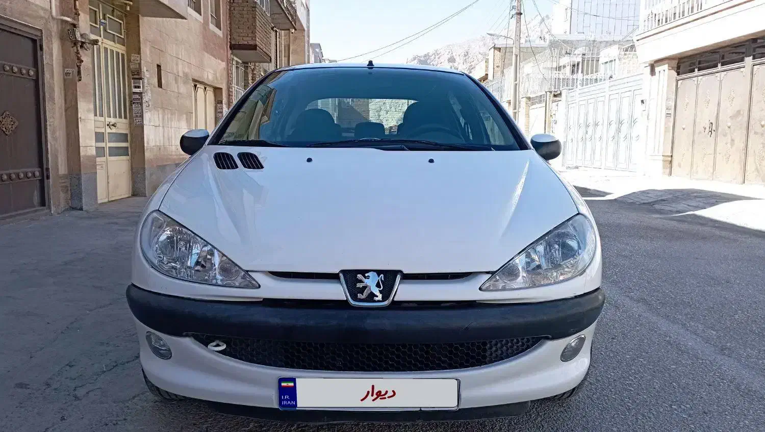 پژو 206 تیپ 3 - 1396