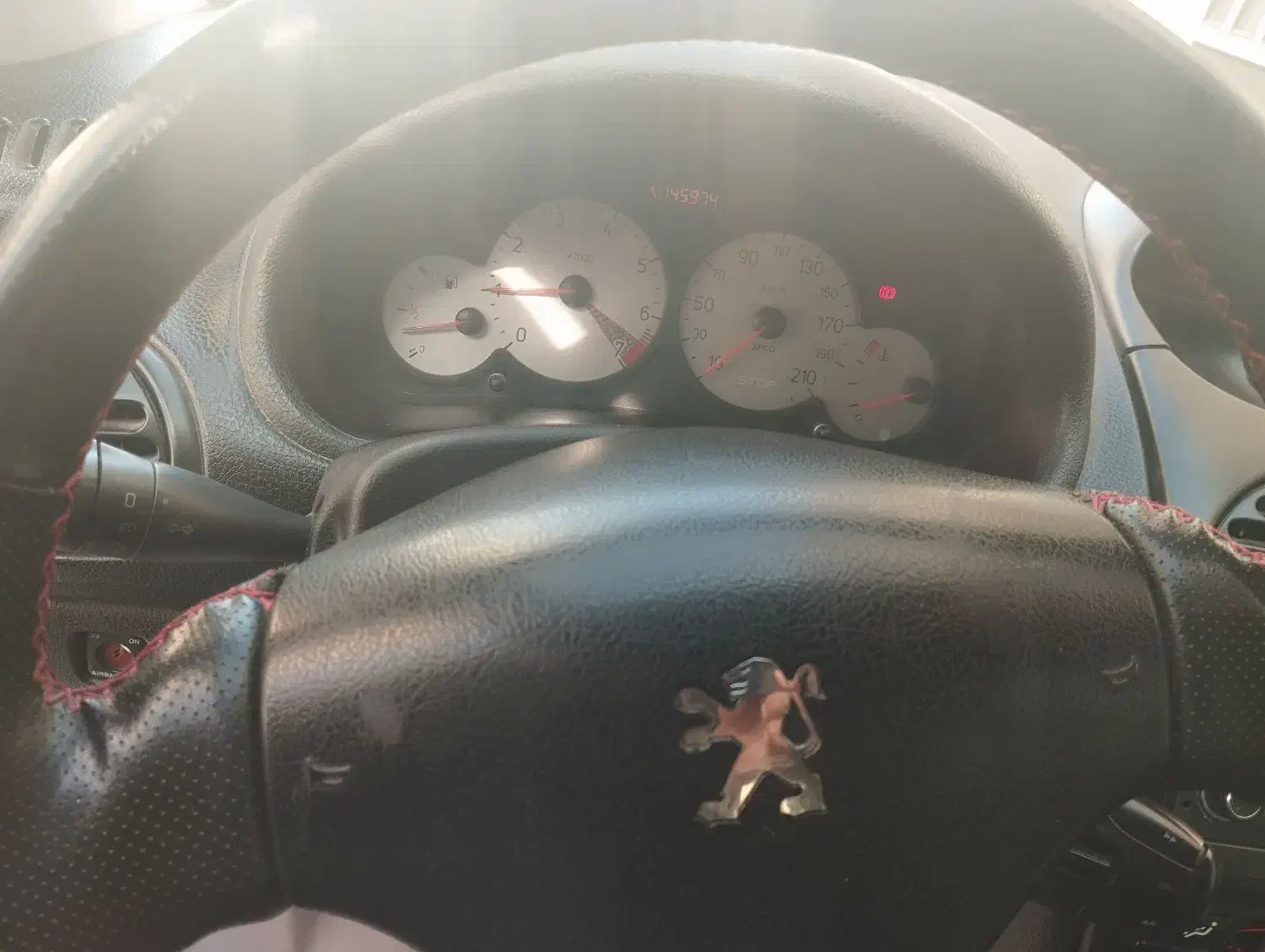 پژو 206 تیپ 5 - 1396