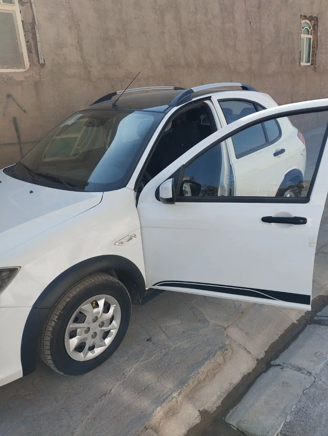 کوییک R دنده‌ای - 1402