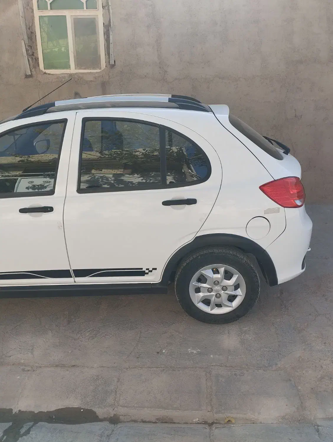 کوییک R دنده‌ای - 1402