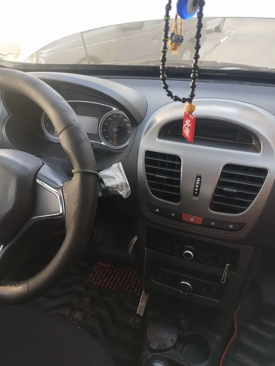 کوییک R دنده‌ای - 1402