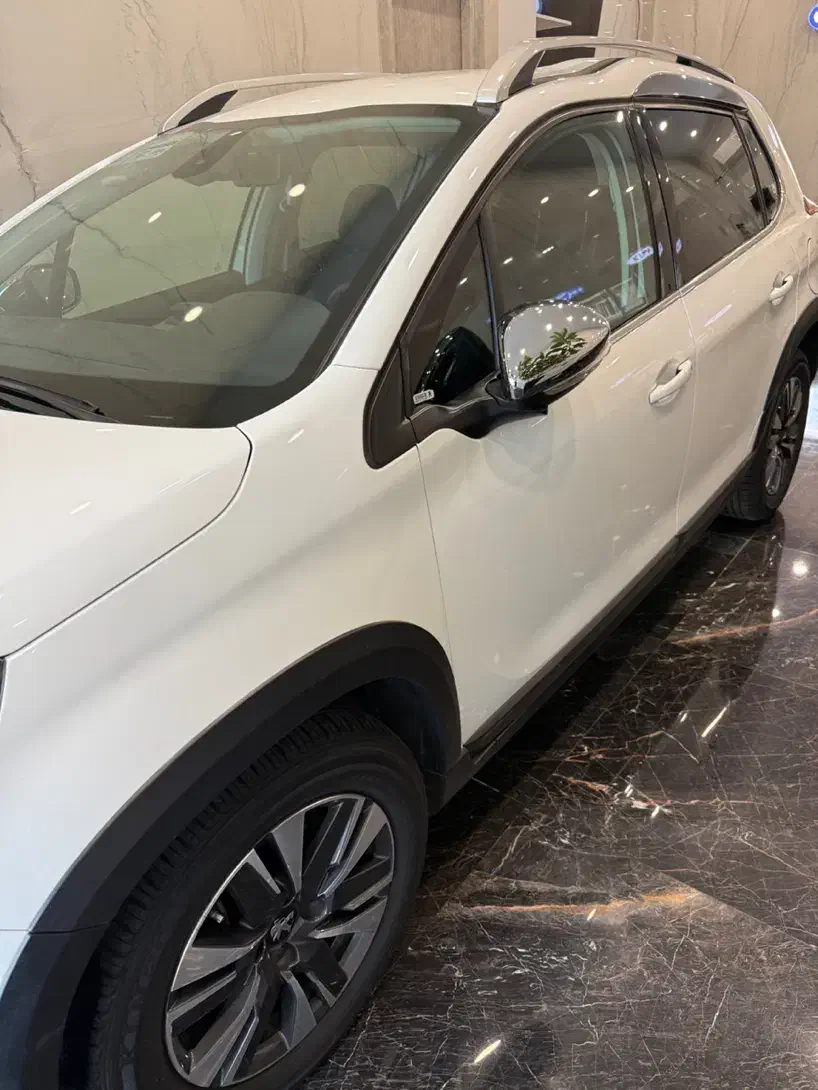 پژو 2008 اتوماتیک - 1397