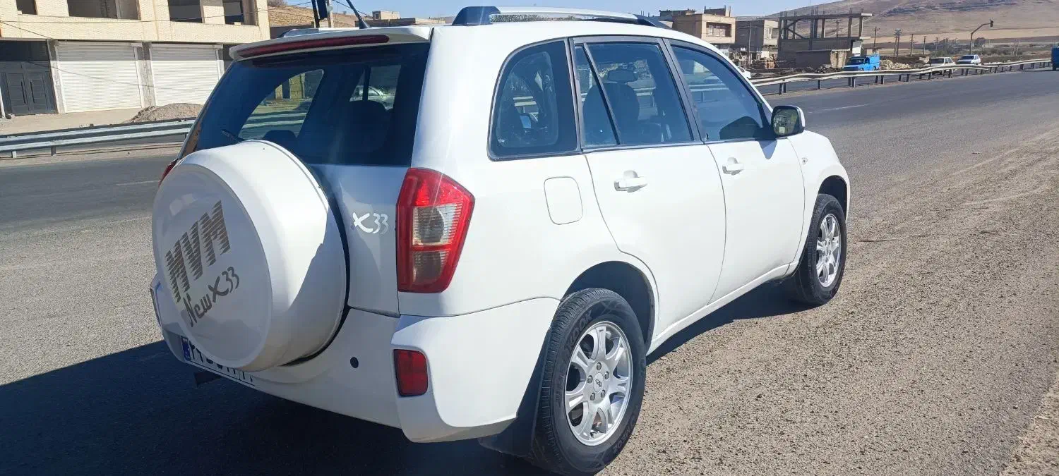 ام وی ام X33 دنده‌ای ساده - 1395