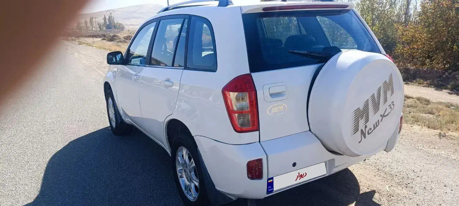 ام وی ام X33 دنده‌ای ساده - 1395