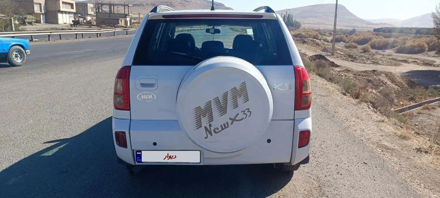 ام وی ام X33 دنده‌ای ساده - 1395