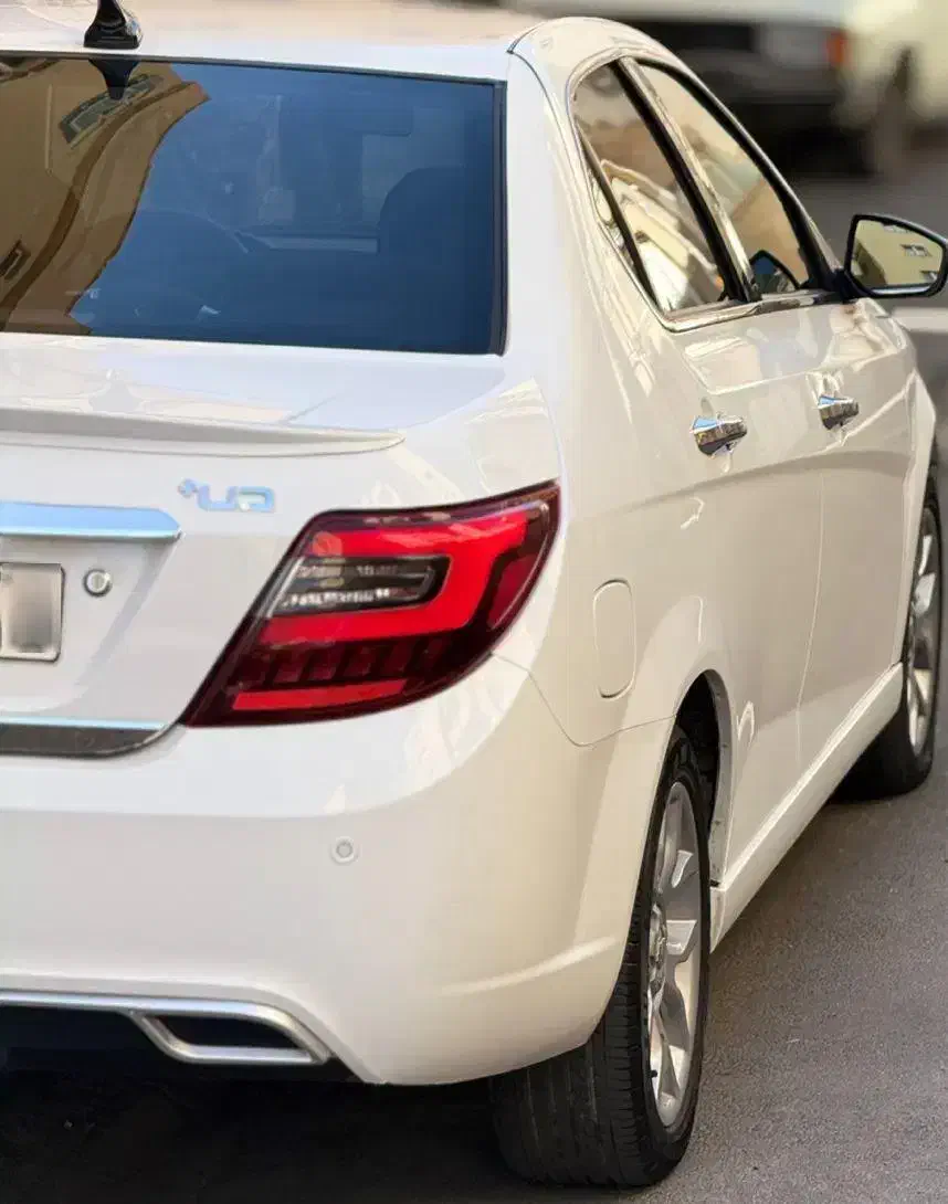 دنا پلاس توربو اتوماتیک - 1401